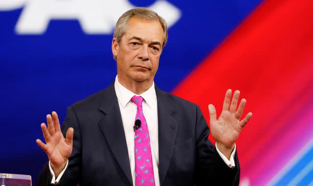 Nigel Farage calls bank s apology a start but no way near