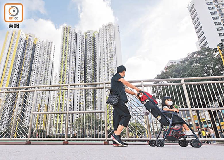 防暫住公屋轉資產 收緊富戶搬遷期限
