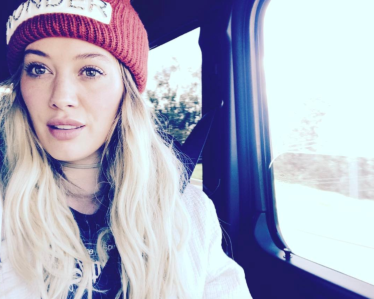 Hilary Duff has joined the intense brow game, is winning already