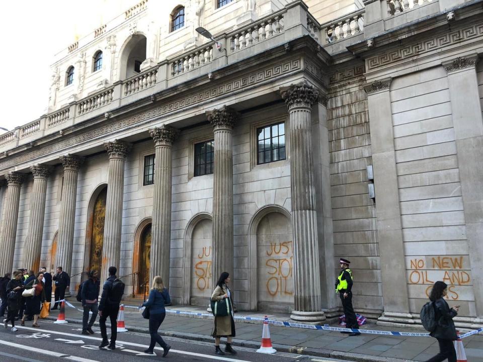 The Bank of England building on Threadneedle St (Olivia Cook)