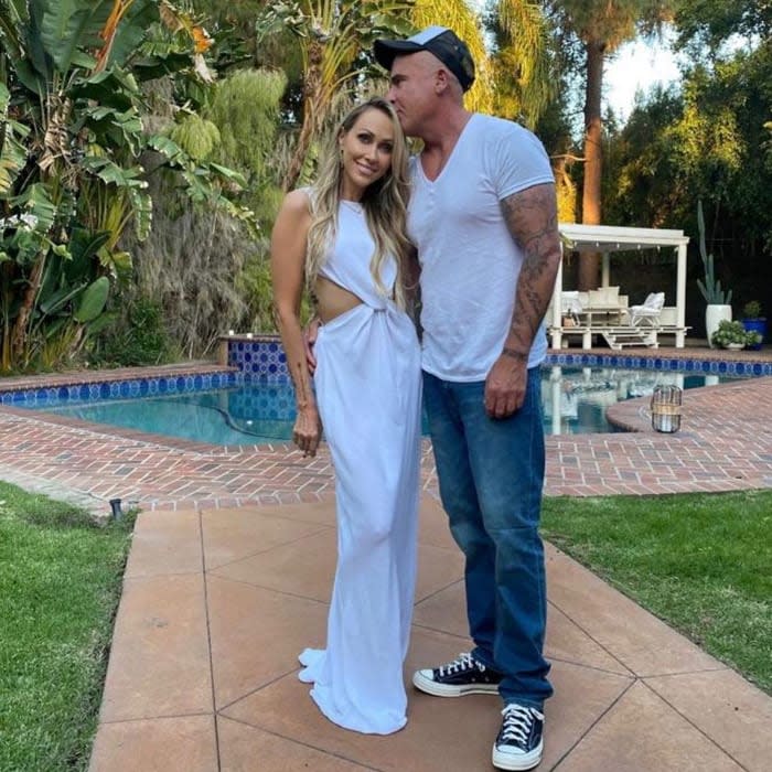 Tish Cyrus junto a Dominic Purcell