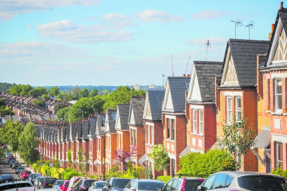 Shares in housebuilding firms Persimmon, Vistry and Barratt have surged this morning as analysts label the Labour landslide victory a "positive" for the market. 