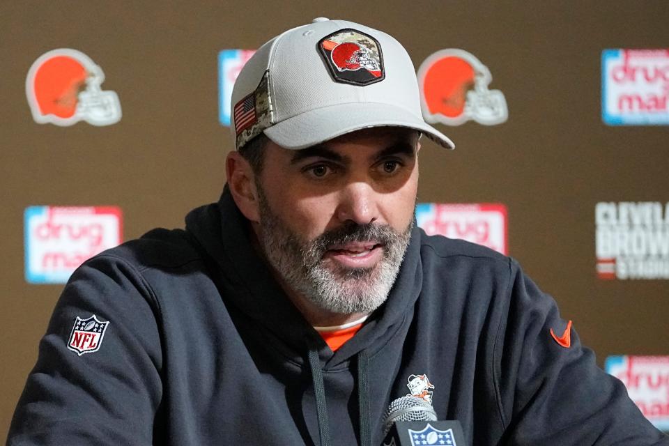 Cleveland Browns head coach Kevin Stefanski speaks during a news conference after an NFL football game against the Pittsburgh Steelers, Sunday, Nov. 19, 2023, in Cleveland. (AP Photo/Sue Ogrocki)