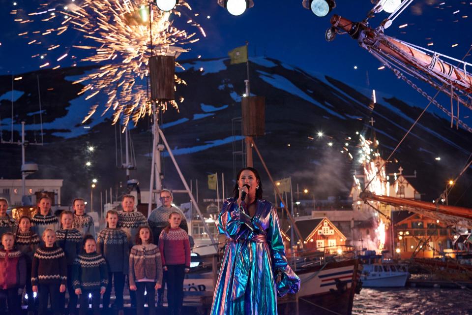 Molly Sandén and an adorable crowd of Icelandic children belted out "Husavik" from "Eurovision" with aplomb, but if you only tuned into the actual Oscars you missed it.