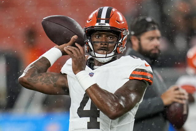 Browns don't find a spark among lightning delay, lose 17-15 to Commanders  in preseason - Dawgs By Nature