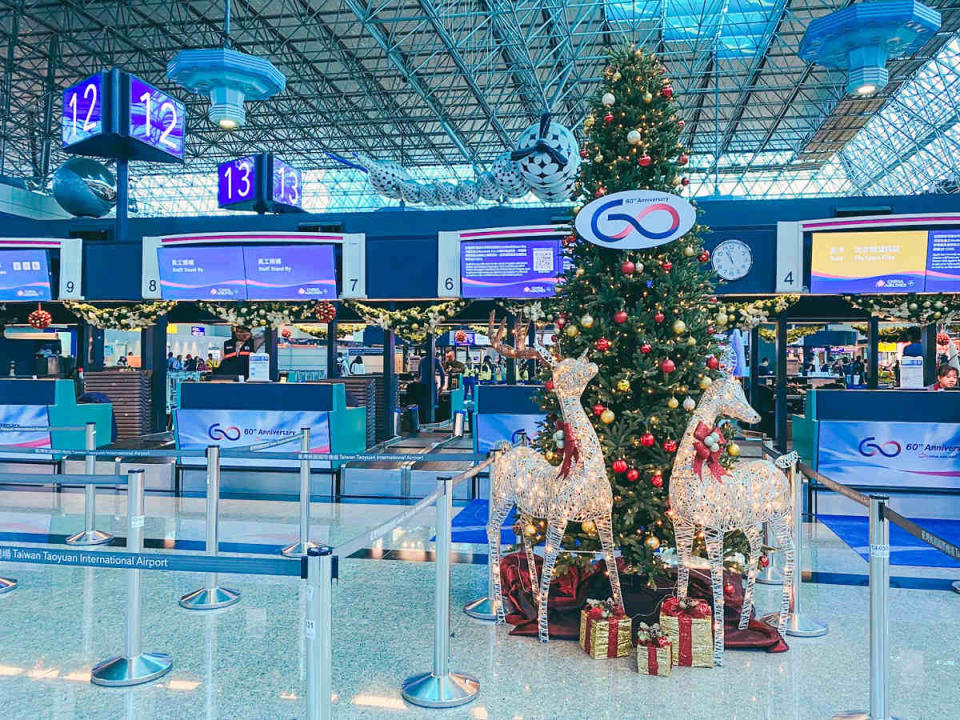 夢幻聖誕樹(圖片來源：桃園國際機場 Taoyuan International Airport FB)