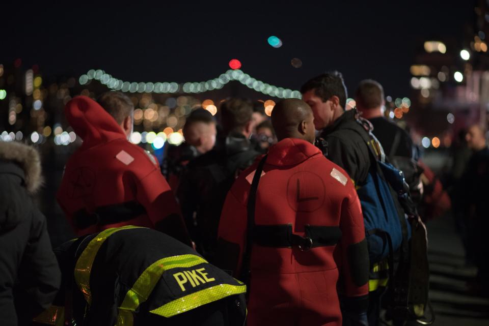 Five dead in New York river helicopter crash
