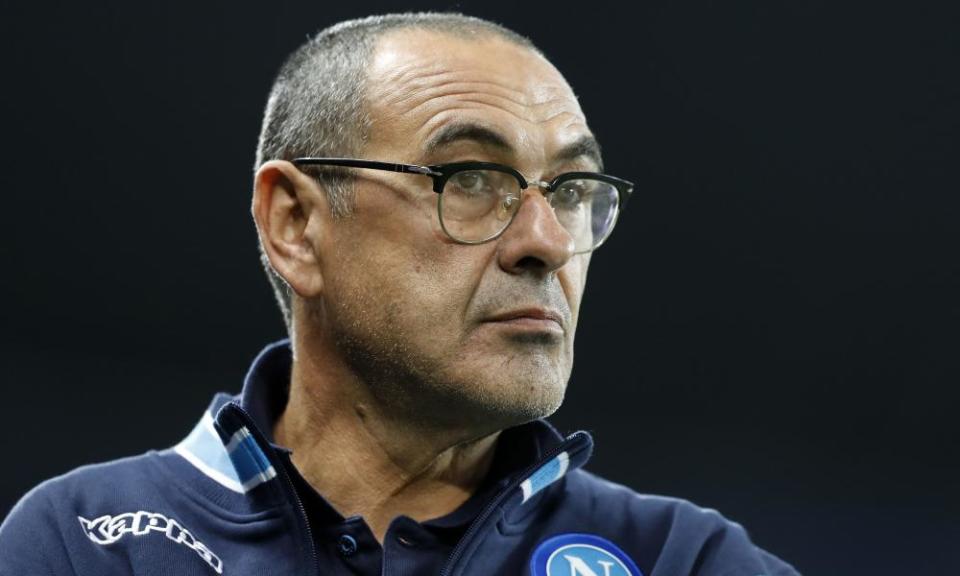 Napoli manager Maurizio Sarri is edging closer to being appointed at Chelsea.