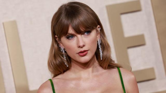 Taylor Swift: X searches crash after explicit AI photos