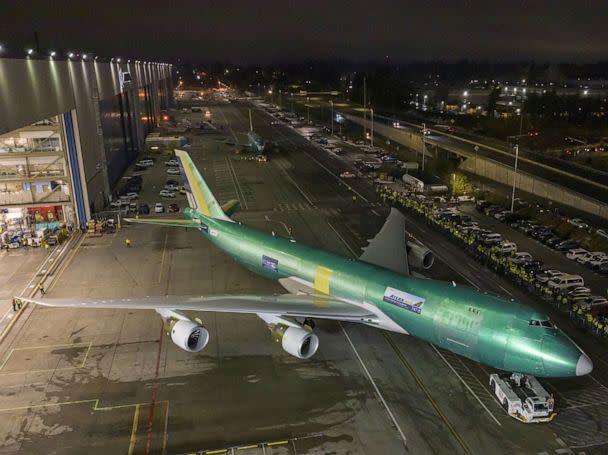 PHOTO: Boeing's last 747 rolled off the assembly line. (Paul Weatherman/Boeing)