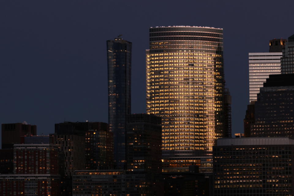 A view of the Goldman Sachs global headquarters in Manhattan, New York, U.S., November 15, 2021. REUTERS/Andrew Kelly