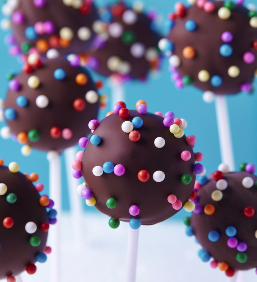 Colour Bomb Cake Pops are featured in the Candy Crush Cakes & Bakes Recipe Book. (Photo: Candy Crush) 