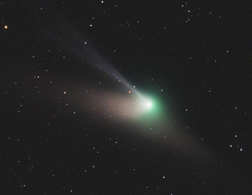 Foto de 20 minutos de exposición del cometa ZTF tomada el 21 de enero desde el Parc Astronòmic Muntanyes de Prades (Tarragona). <a href="https://astrocat.info/comet-2022-e3-ztf-approaching-to-earth/" rel="nofollow noopener" target="_blank" data-ylk="slk:Aleix Roig @astrocatinfo desde el Parc Astronòmic Muntanyes de Prades @parcastroprades;elm:context_link;itc:0;sec:content-canvas" class="link ">Aleix Roig @astrocatinfo desde el Parc Astronòmic Muntanyes de Prades @parcastroprades</a>, Author provided