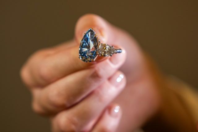 Russian Royal Gems, Rare Colored Diamonds on Geneva Auction Block