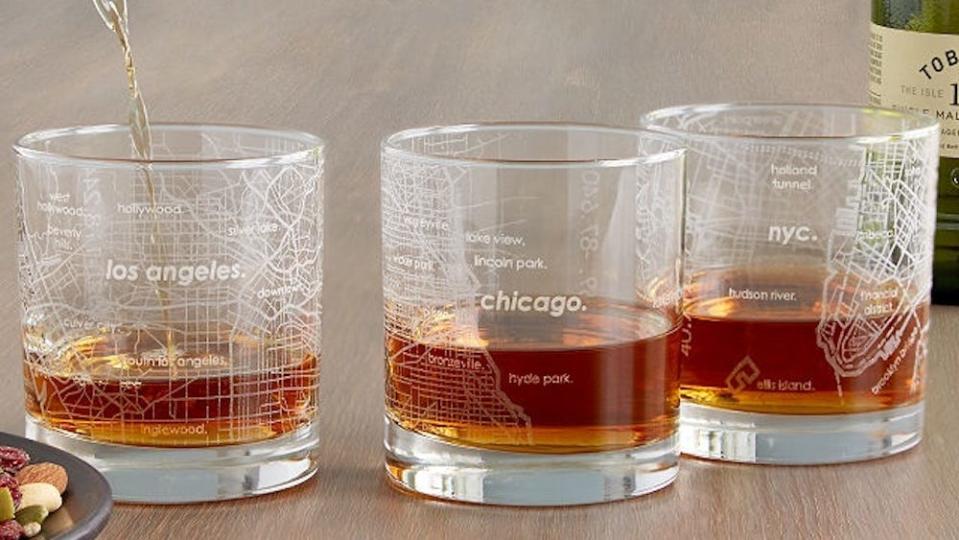 Best gifts for boyfriends: Urban map glasses