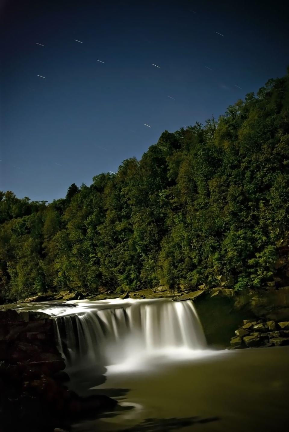 Kentucky: Eagle Falls Trail