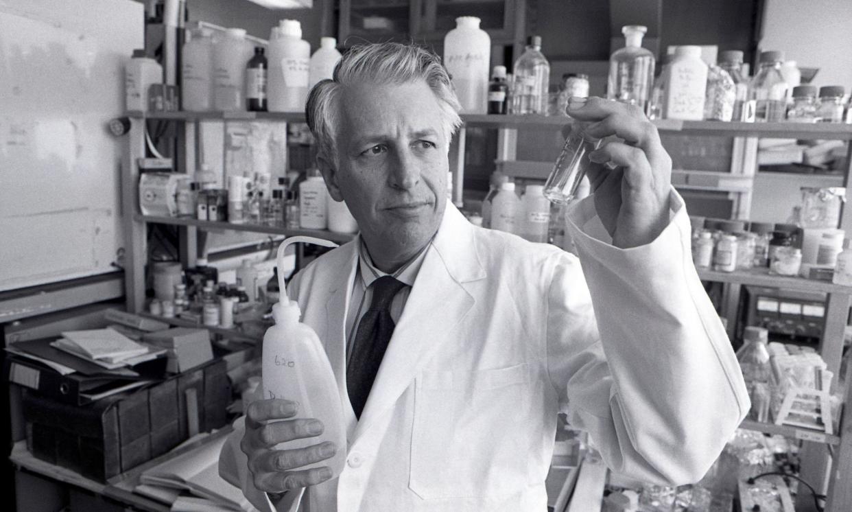 <span>The views on eugenics of Sir Gustav Nossal, who was the director of the Walter and Eliza Hall Institute for 30 years, have come under scrutiny in a new book called Dhoombak Goobgoowana: A History of Indigenous Australia and the University of Melbourne.</span><span>Photograph: Impressions/Getty Images</span>