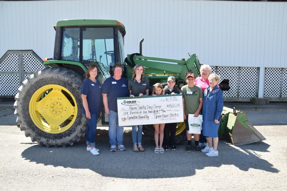 Spoon River Electric’s Round-Up Program generously donated $1,500 to support Farm Safety Day. This event is made possible thanks to strong community support and leadership of University of Illinois Extension 4-H staff and Farm Bureau.