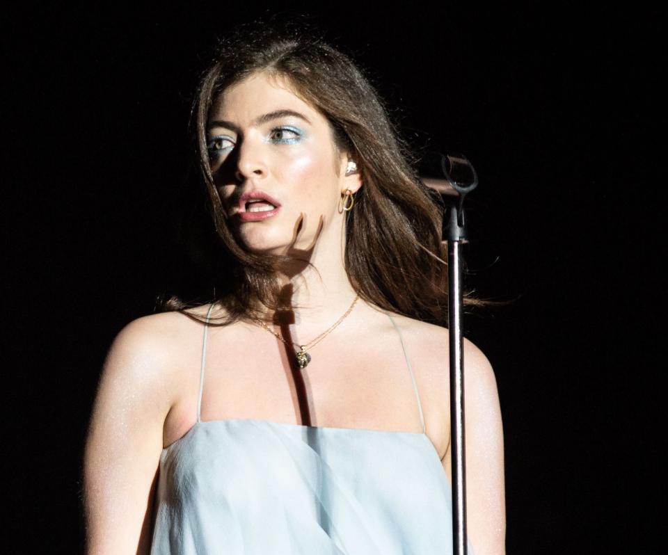 Lorde sent an email to fans about the ongoing Black Lives Matter protests: Rex