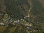 View from atop a hill of Mane Bhanjan village, gateway to the Singalila National Park in Darjeeling, West Bengal.<br><br>Mithun Basak is a engineer by profession and a traveler-photographer by passion. His interests include landscapes, nature, wildlife and architecture. Enjoy more of his work at <a href="http://www.beautyaroundme.com/" rel="nofollow noopener" target="_blank" data-ylk="slk:his website;elm:context_link;itc:0;sec:content-canvas" class="link ">his website</a><br><br>