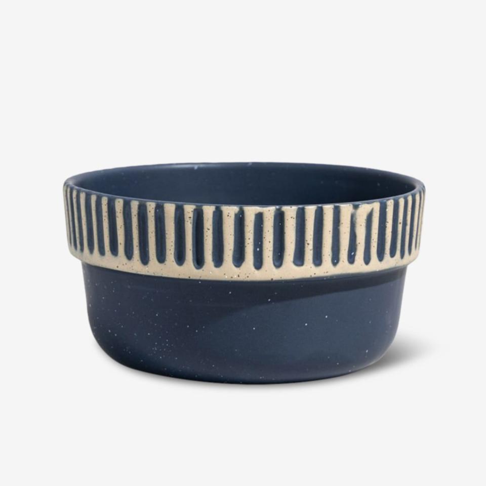 <p><a href="https://go.redirectingat.com?id=74968X1596630&url=https%3A%2F%2Fwww.bespokepost.com%2Fstore%2Funited-by-blue-stackable-stoneware-bowl&sref=https%3A%2F%2Fwww.esquire.com%2Flifestyle%2Fg44110693%2Fbest-kitchen-gifts-for-chefs%2F" rel="nofollow noopener" target="_blank" data-ylk="slk:Shop Now;elm:context_link;itc:0;sec:content-canvas" class="link ">Shop Now</a></p><p>Stackable Stoneware Bowl</p><p>$48.00</p><p>bespokepost.com</p>