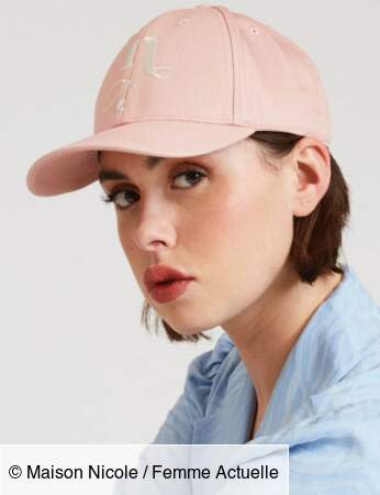 Casquette femme : comment bien la choisir et la porter avec style ?  Conseils et nouveautés : Femme Actuelle Le MAG