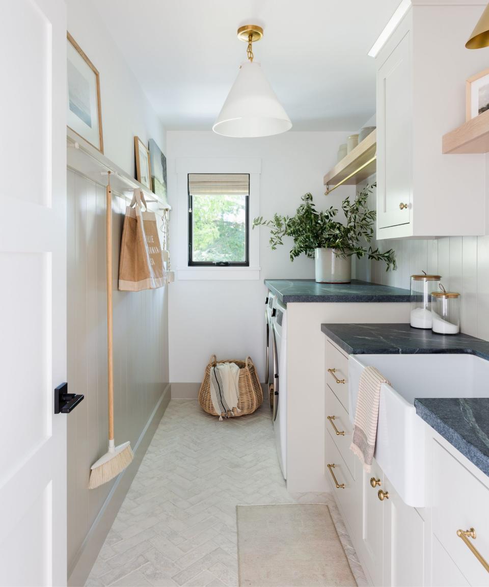 White drawers, gold handles, rug