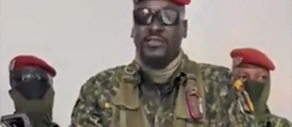 Le colonel Mamady Doumbouya et ses hommes ont justifié leur coup d'État sur l'antenne de la RTG, la télévision nationale.
