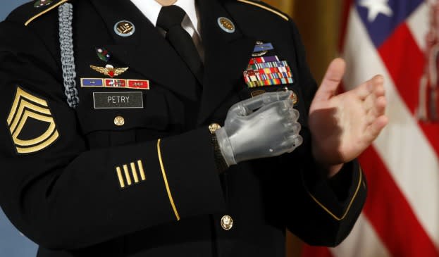 Obama awards Sgt. 1st Class Petry the Medal of Honor - All Photos 