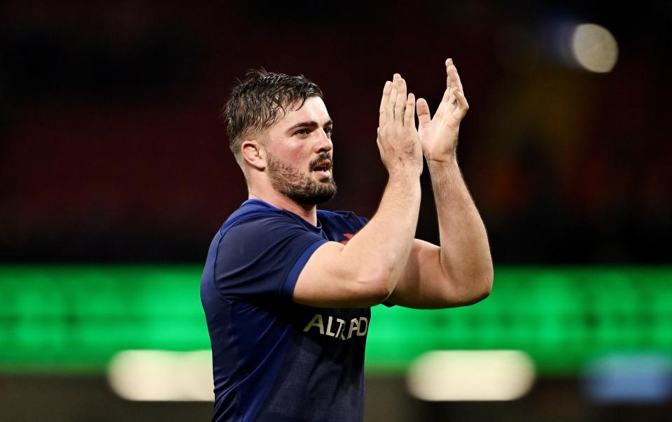 France captain Gregory Alldritt celebrates France's win