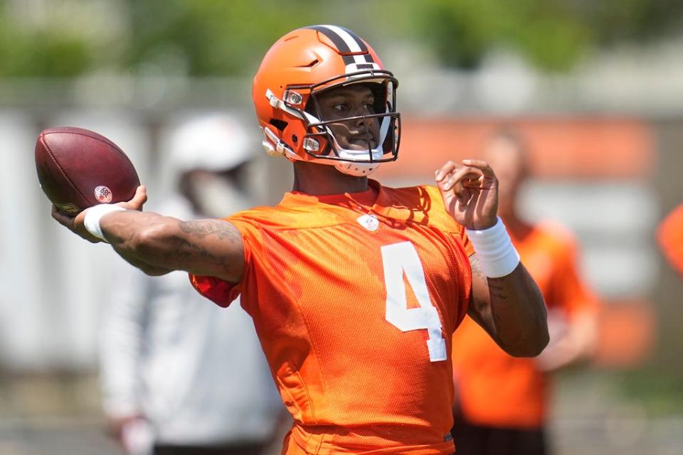 Browns quarterback Deshaun Watson throws during a practice May 31 in Berea.