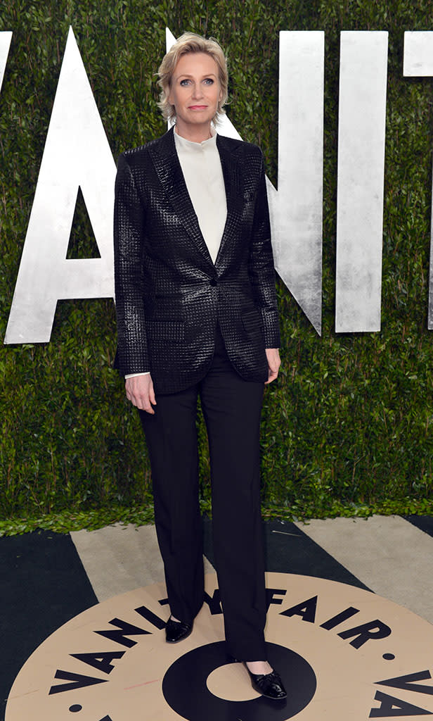 Jane Lynch arrives at the 2013 Vanity Fair Oscar Party hosted by Graydon Carter at Sunset Tower on February 24, 2013 in West Hollywood, California.