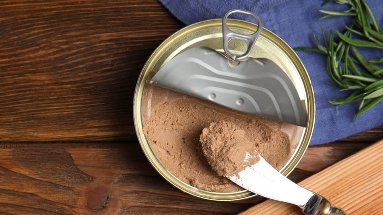 open can of pork pâté