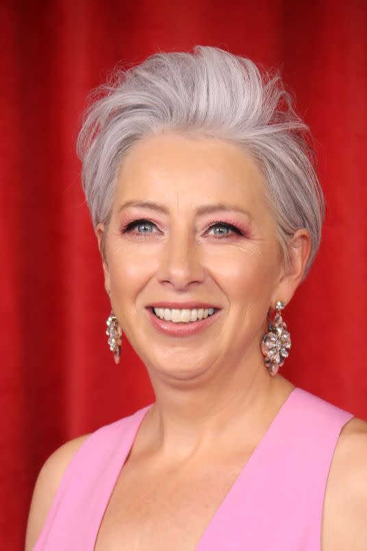 sarah moyle best short haircuts for older women