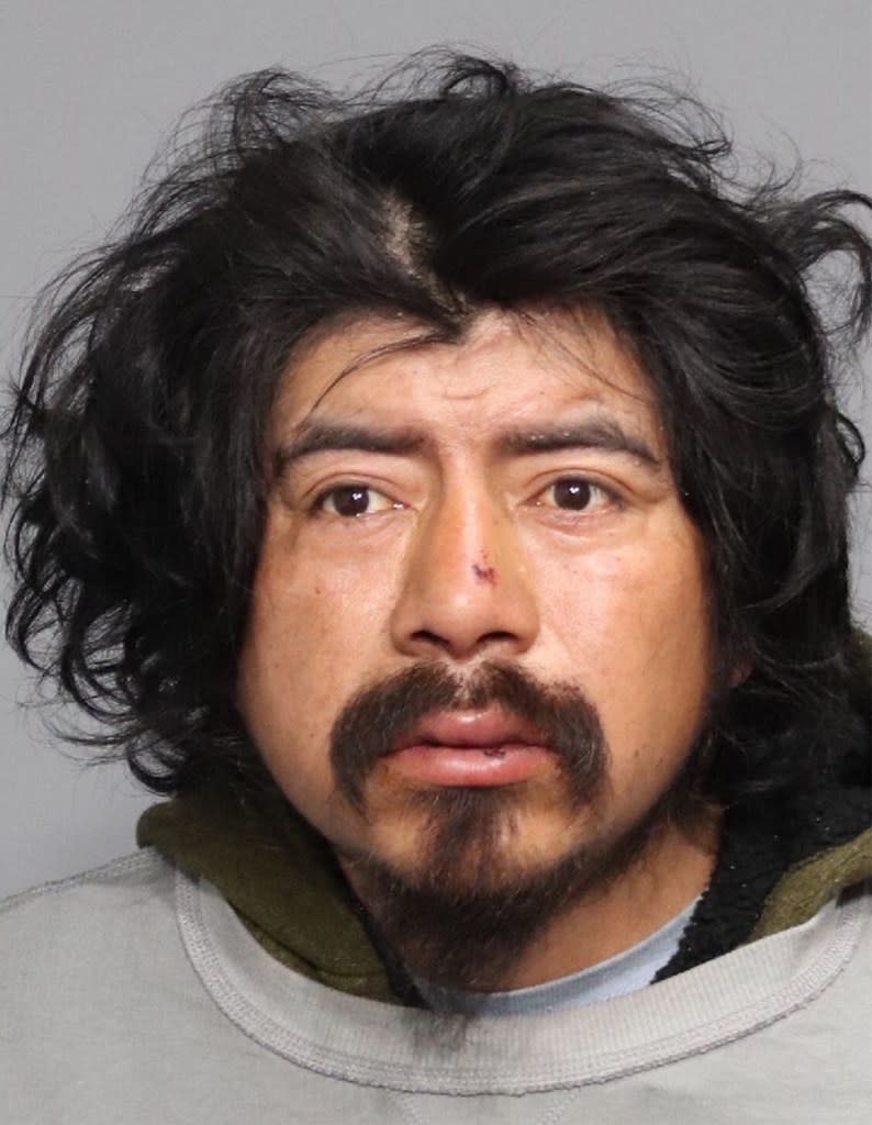 “<em>Yo te corto ahora</em>,” Morales allegedly seethed at the victim in Spanish, which means, “I cut you now.”