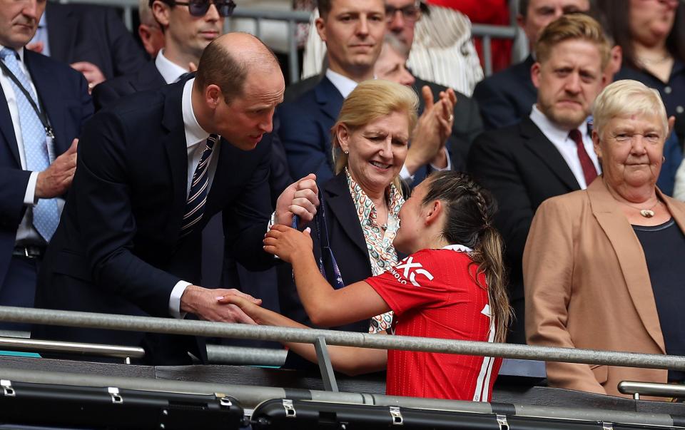 Prince William, Prince of Wales and President of the FA, hands a Runners Up Medal to Katie Zelem - The FA via Getty