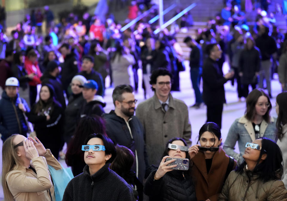 Solar-Eclipse-Toronto 20240408