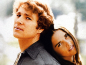 <p>„Liebe bedeutet nie um Verzeihung bitten zu müssen!“ - Jennifer (Ali MacGraw) zu Oliver (Ryan O'Neal)</p><p>Bild: Paramount Pictures</p>