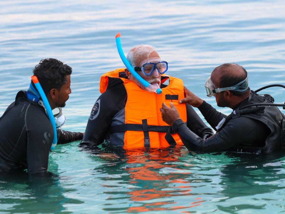 Indian prime minister Narendra Modi snorkelling in Lakshadweep (Narendra Modi/Twitter)