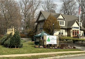 Peapack-Gladstone Bank’s Charity Christmas Tree Sale was the perfect way to “spruce” up the holiday season with the gift that keeps on giving.