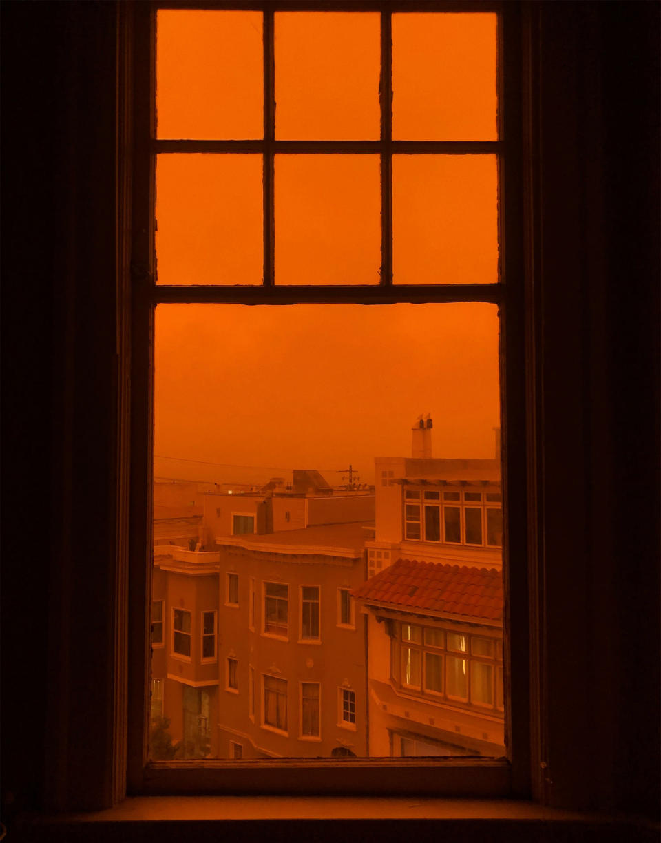 IMAGE: San Francisco smoke (David Ingram / NBC News)