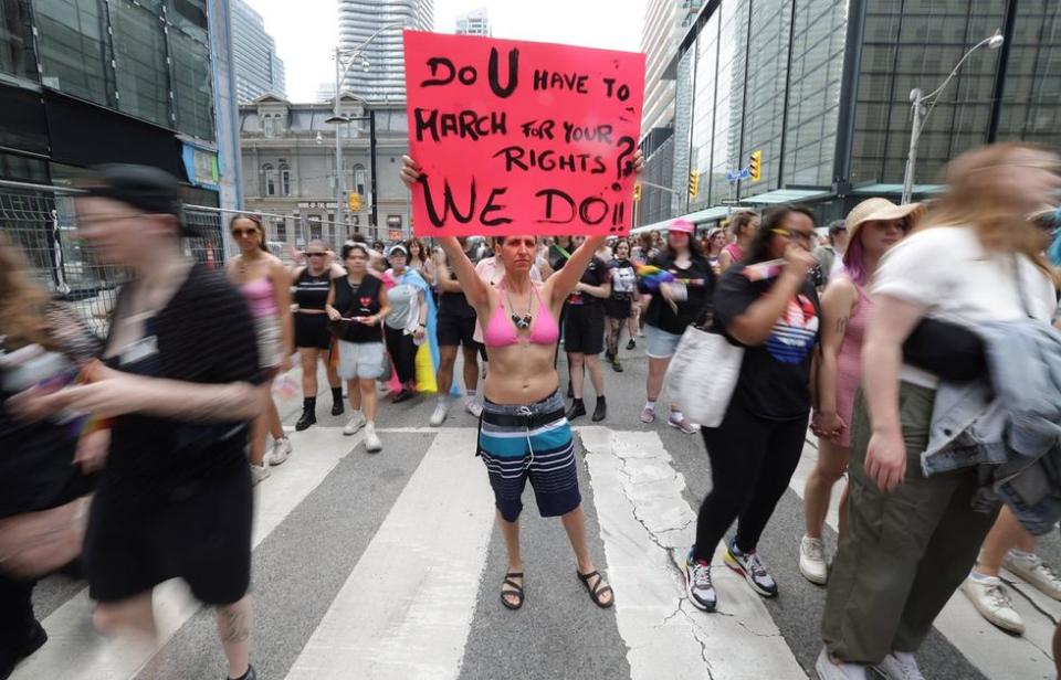 photo gallery Dyke Marches Dykes on Bikes worldwide through history