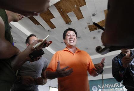 City mayor Alfred S. Romualdez tells the media of his frustrations over the slow response of the national government after the Super typhoon Haiyan battered Tacloban city in central Philippines November 14, 2013. REUTERS/Edgar Su