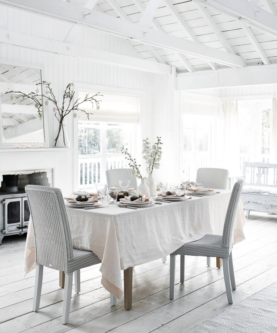 1. Embrace an all-white scheme