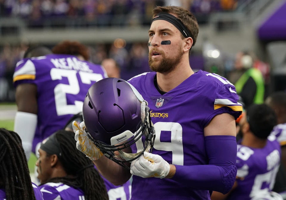 MINNEAPOLIS, MN - DECEMBER 30: Minnesota Vikings Wide Receiver Adam Thielen (19) looks on from the sideline during an NFL game between the Minnesota Vikings and Chicago Bears on December 30, 2018 at U.S. Bank Stadium in Minneapolis, Minnesota.(Photo by Nick Wosika/Icon Sportswire via Getty Images)