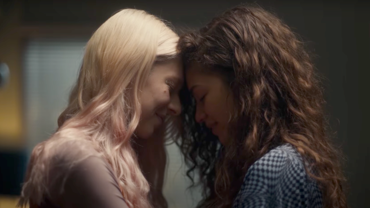  Zendaya and Hunter Schafer as Rue and Jules on Euphoria. 