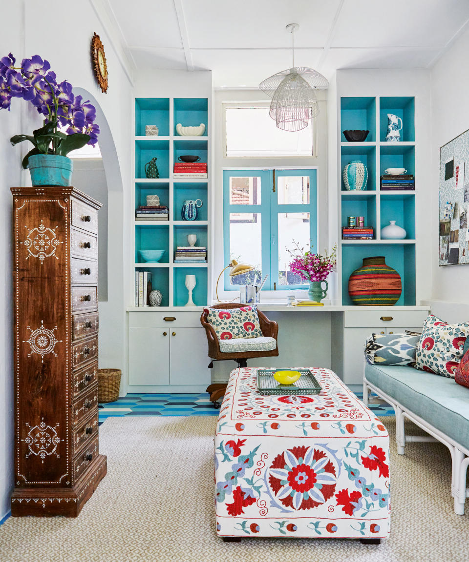 3. BRIGHTEN STORAGE IDEAS WITH HIDDEN COLOR