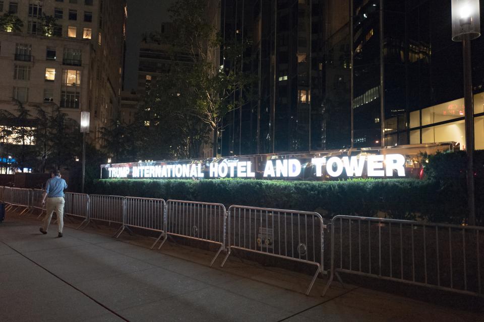 Das Trump International Hotel: Hier kam ein verdächtiges Paket an. (Bild: Getty Images)