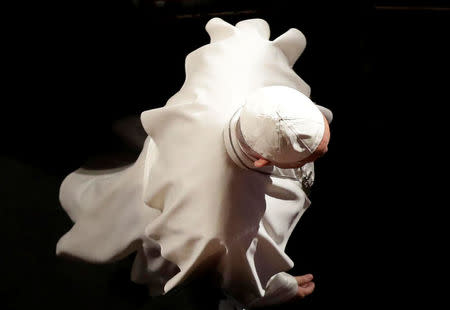 Pope Francis arrives for an ecumenical mass in the cathedral in Lund, Sweden, October 31, 2016. REUTERS/Andrew Medichini/pool