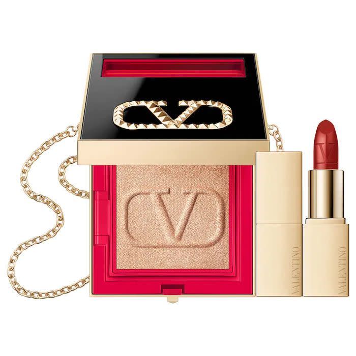 <p><strong>Valentino</strong></p><p>sephora.com</p><p><strong>$235.00</strong></p><p><a href="https://go.redirectingat.com?id=74968X1596630&url=https%3A%2F%2Fwww.sephora.com%2Fproduct%2Fholiday-go-clutch-P502219&sref=https%3A%2F%2Fwww.menshealth.com%2Ftechnology-gear%2Fg35256368%2Fvalentines-day-gifts-for-mom%2F" rel="nofollow noopener" target="_blank" data-ylk="slk:Shop Now;elm:context_link;itc:0" class="link ">Shop Now</a></p><p>Valentine's Day involves sprucing yourself up, even if you're just staying in for the night. It's no different for mom, so set her up with the basic cosmetics that will have her feeling like she's courting her other half again (or, looking to get back in the dating game).</p>